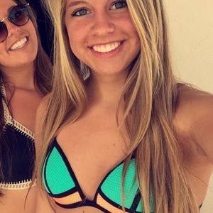 Triangl bathing suit top